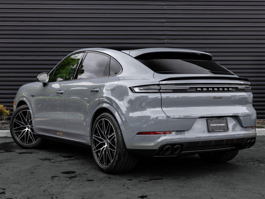 new 2025 Porsche Cayenne car, priced at $188,665