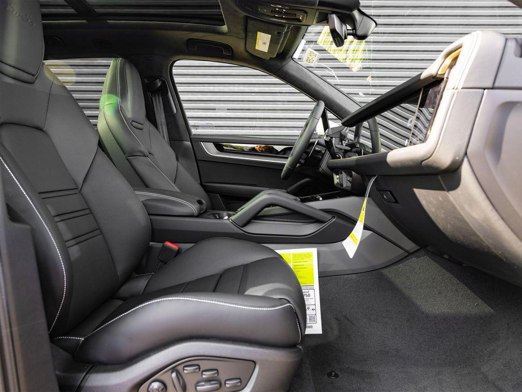 new 2025 Porsche Cayenne car, priced at $183,235