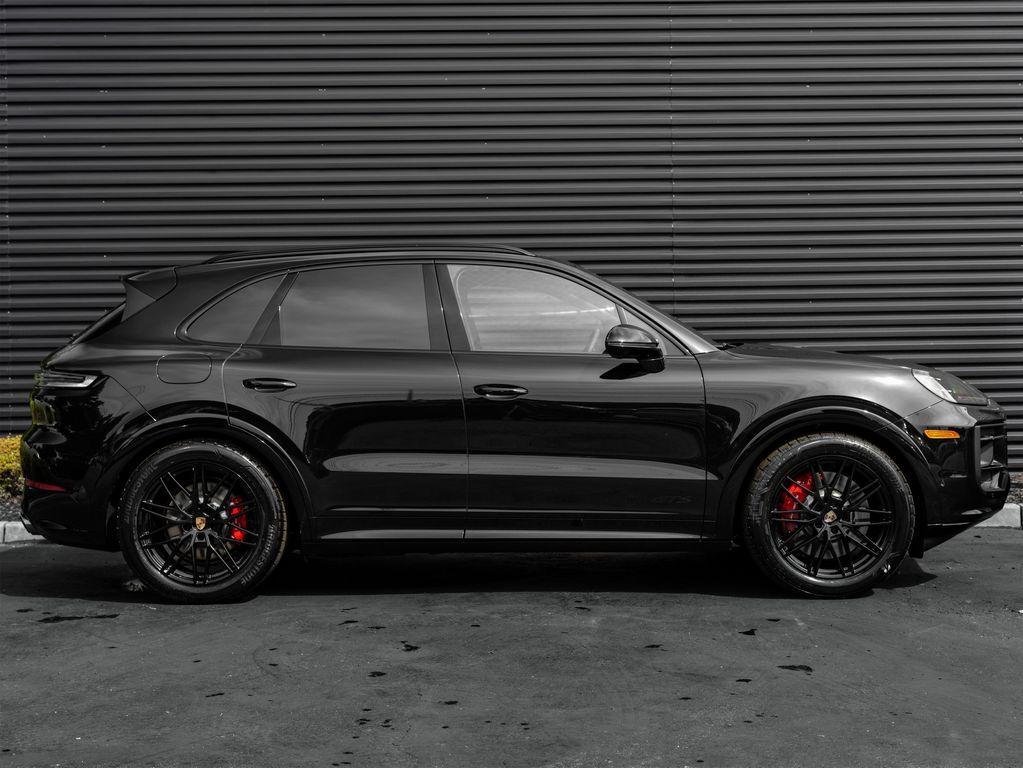 new 2025 Porsche Cayenne car, priced at $150,185