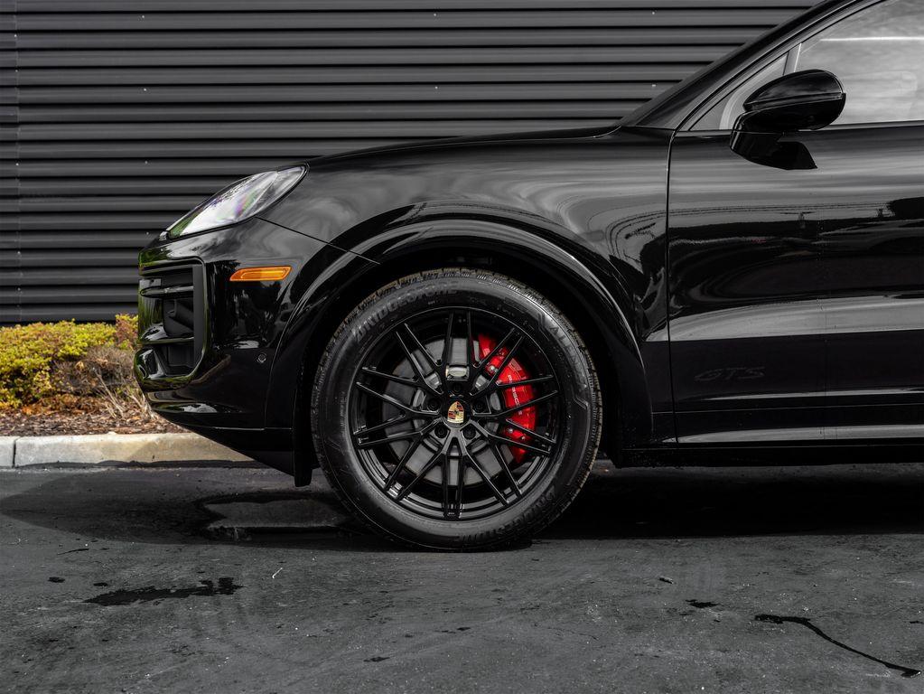 new 2025 Porsche Cayenne car, priced at $150,185