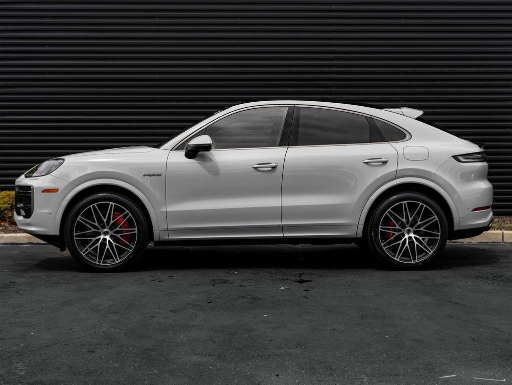 new 2025 Porsche Cayenne car, priced at $179,525