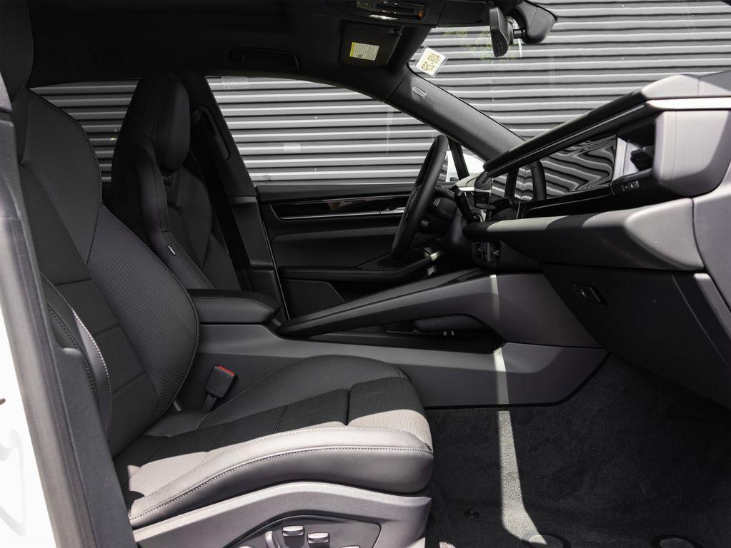 new 2025 Porsche Macan car, priced at $95,825