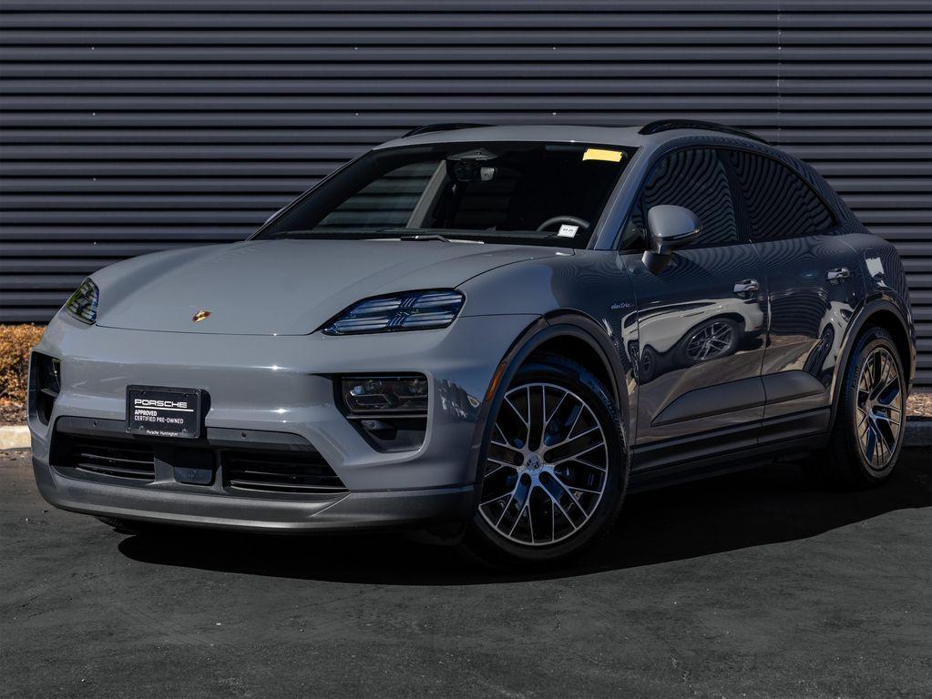 new 2025 Porsche Macan car