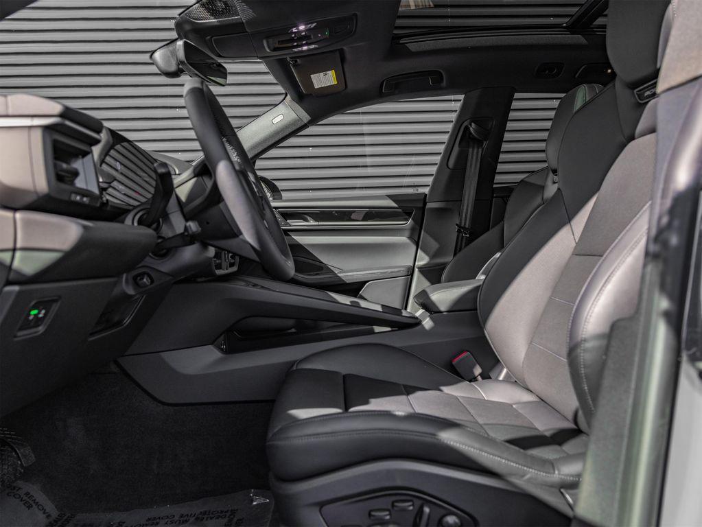 new 2025 Porsche Macan car