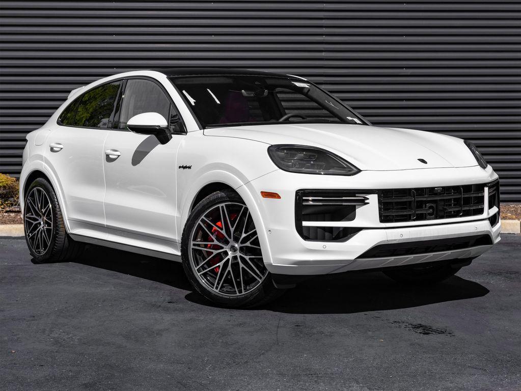 new 2025 Porsche Cayenne car, priced at $183,475