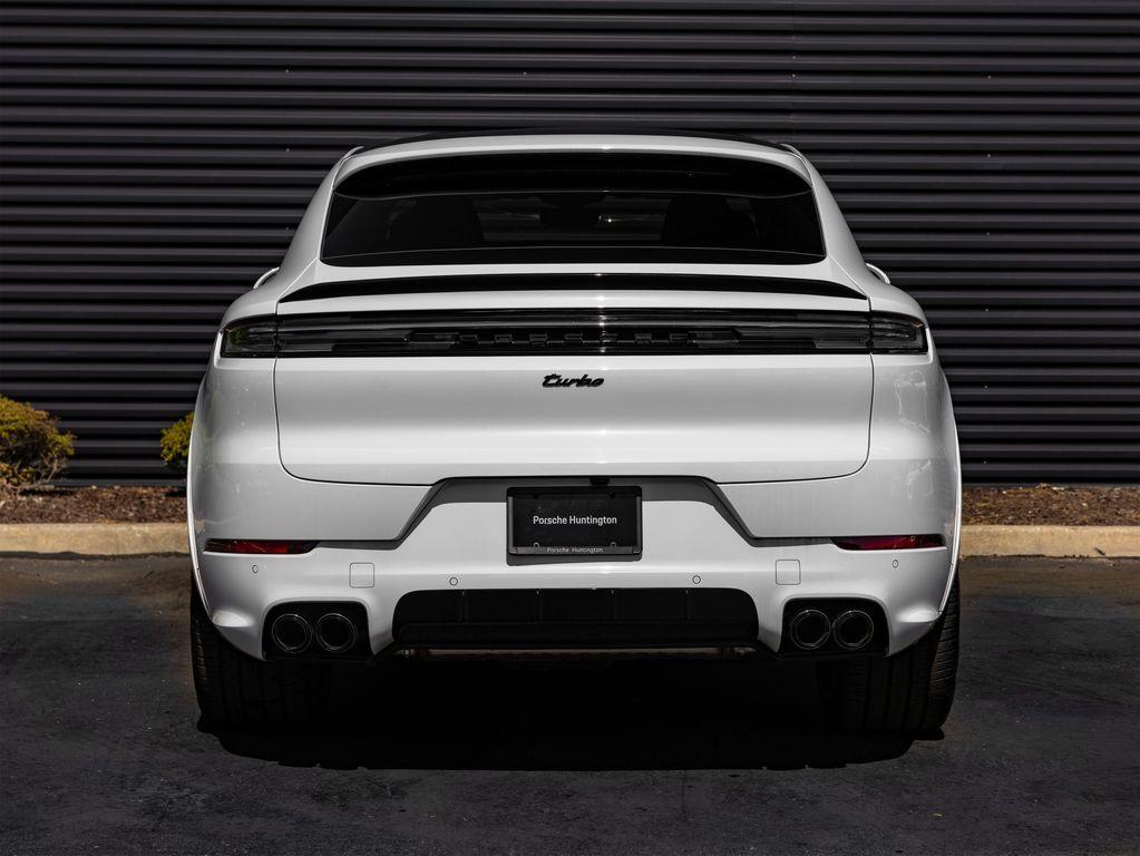 new 2025 Porsche Cayenne car, priced at $183,475