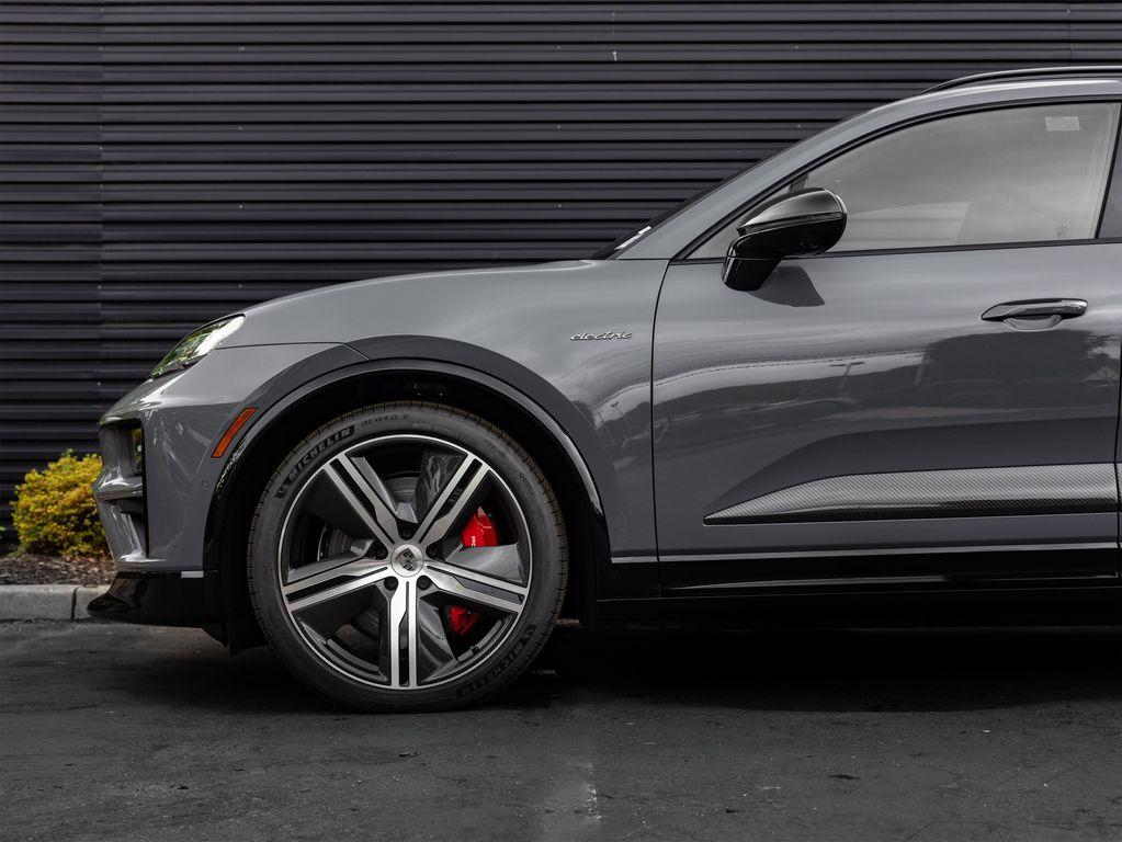 new 2025 Porsche Macan car, priced at $131,525