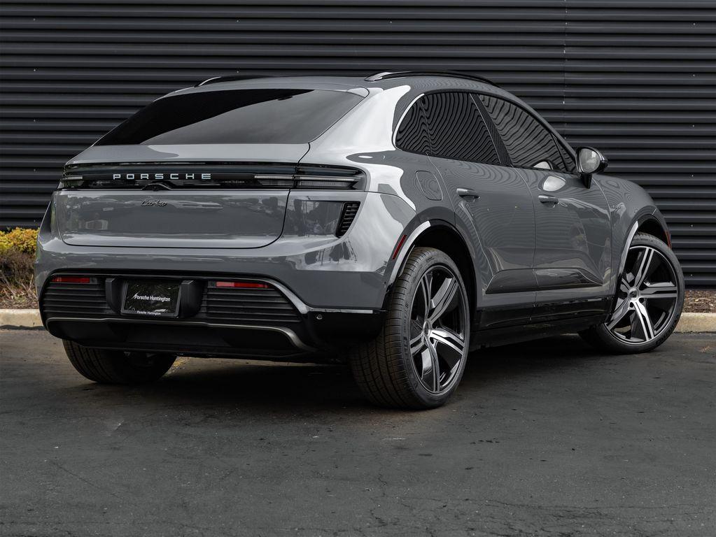 new 2025 Porsche Macan car, priced at $131,525