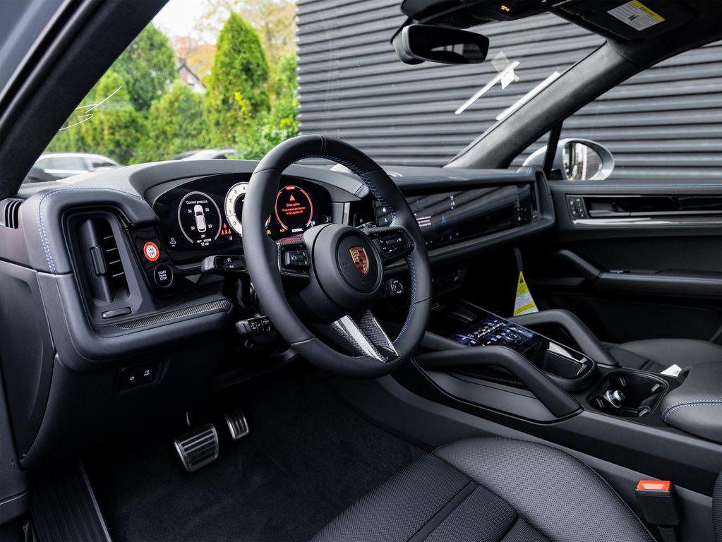 new 2026 Porsche Cayenne car, priced at $152,880