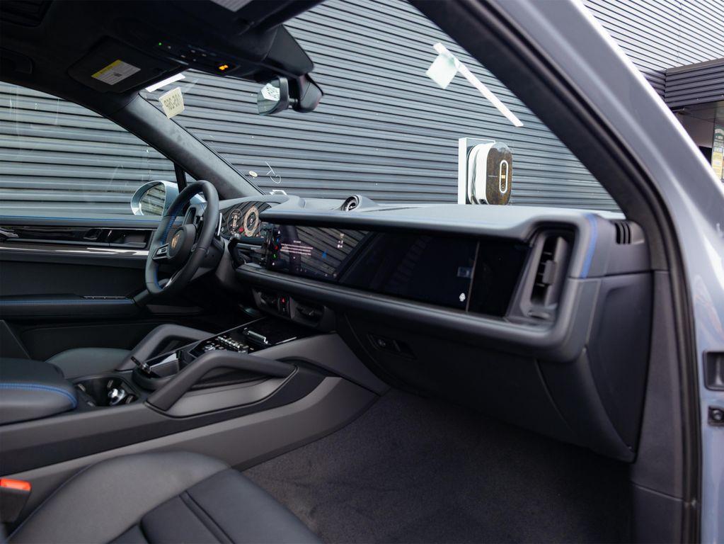 new 2026 Porsche Cayenne car, priced at $152,880