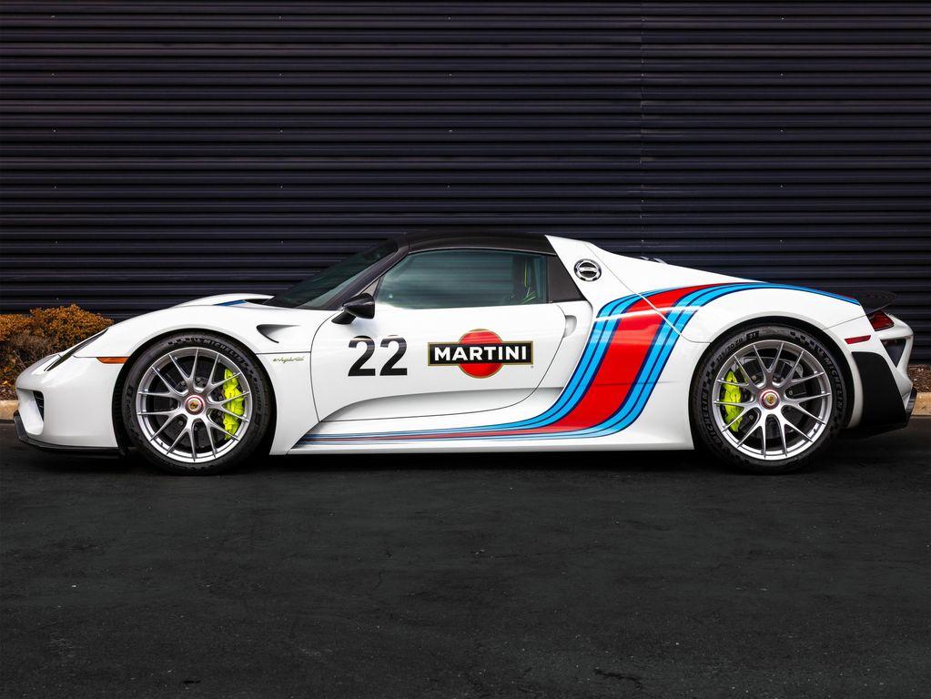 used 2015 Porsche 918 Spyder car, priced at $3,100,000