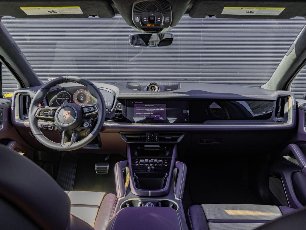 new 2025 Porsche Cayenne car, priced at $159,685