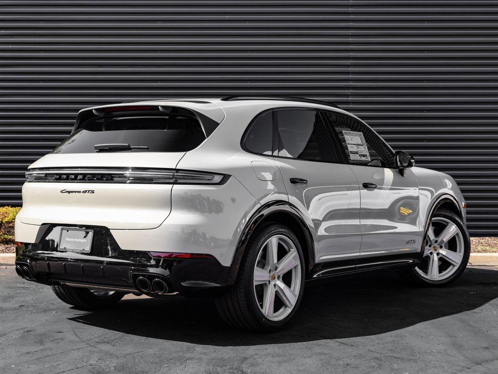 new 2025 Porsche Cayenne car, priced at $159,685