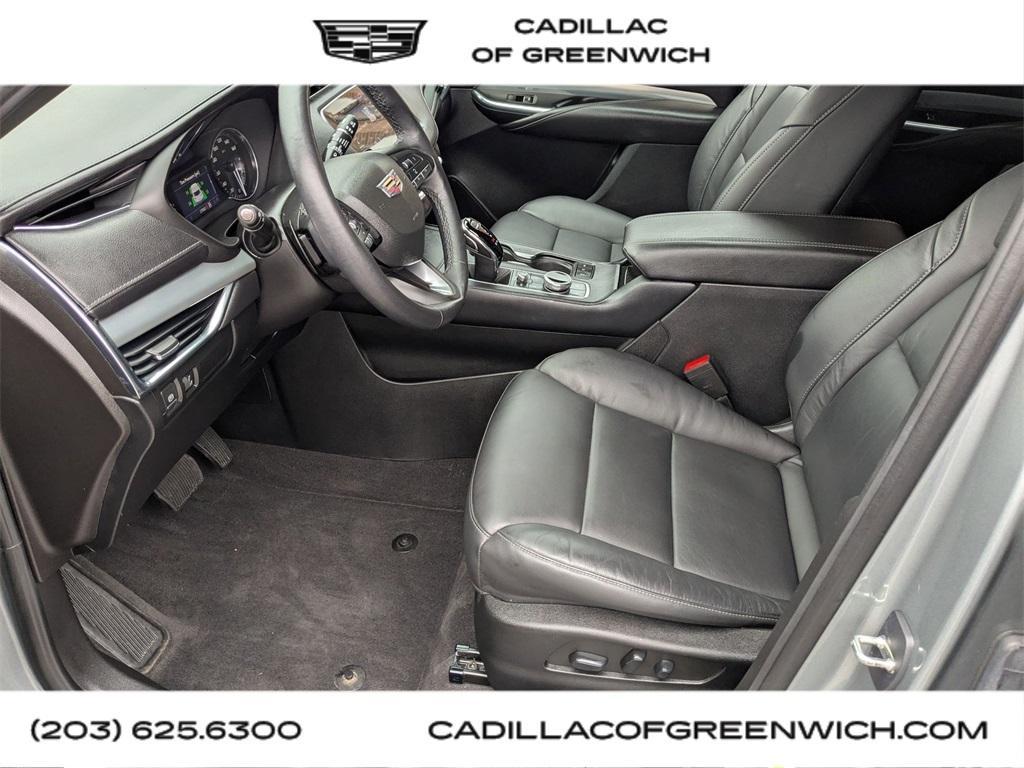 used 2023 Cadillac XT4 car, priced at $29,999