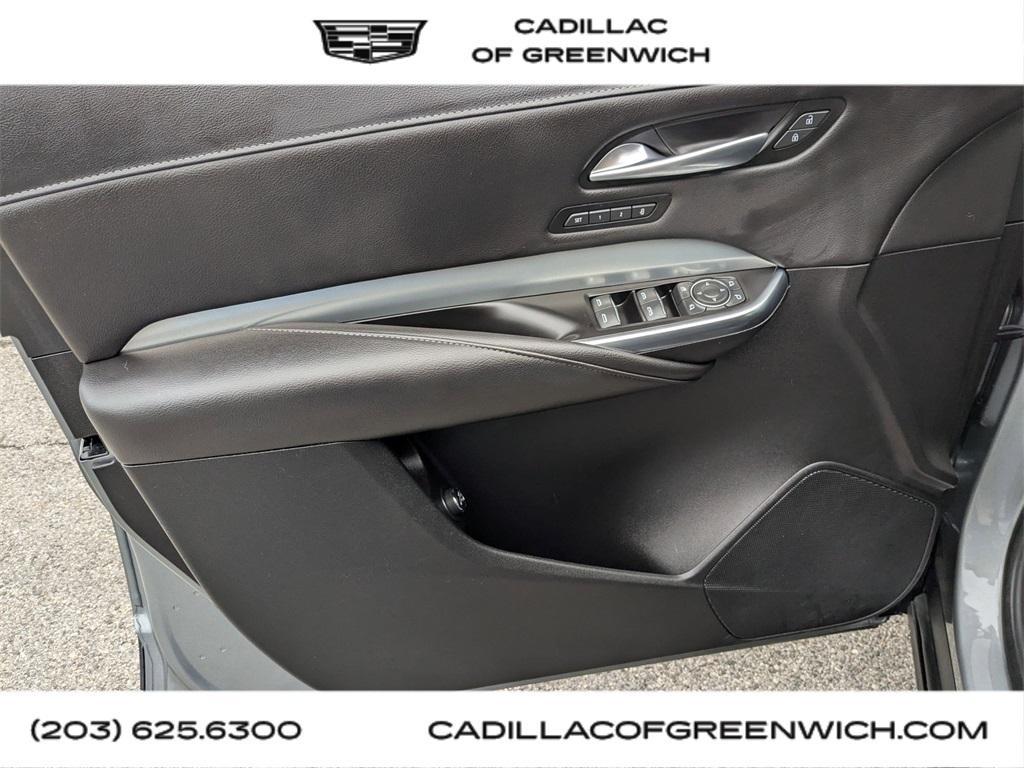 used 2023 Cadillac XT4 car, priced at $29,999