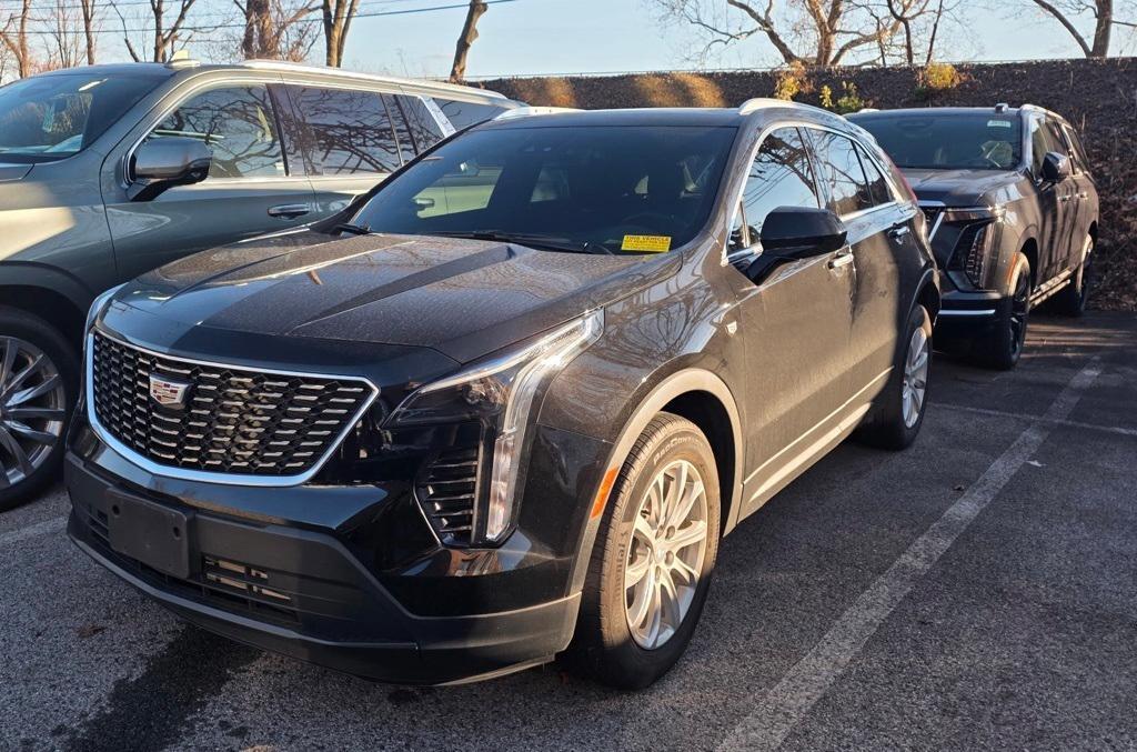 used 2023 Cadillac XT4 car, priced at $27,888