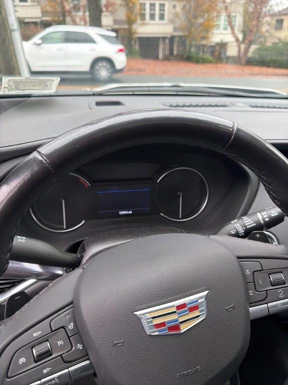 used 2023 Cadillac XT4 car