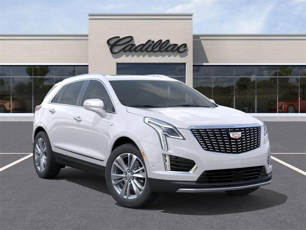 new 2025 Cadillac XT5 car, priced at $56,115