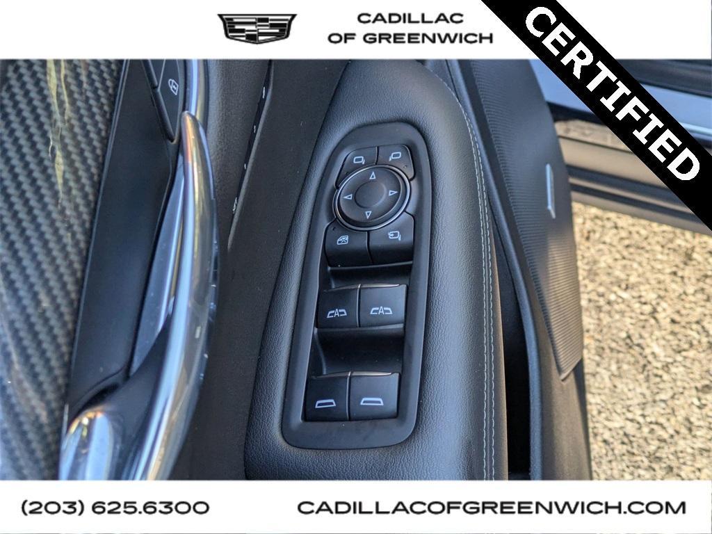 used 2021 Cadillac XT6 car, priced at $35,997