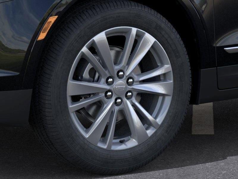 new 2025 Cadillac XT5 car, priced at $50,110