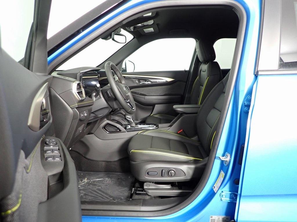 new 2025 Chevrolet TrailBlazer car, priced at $32,274