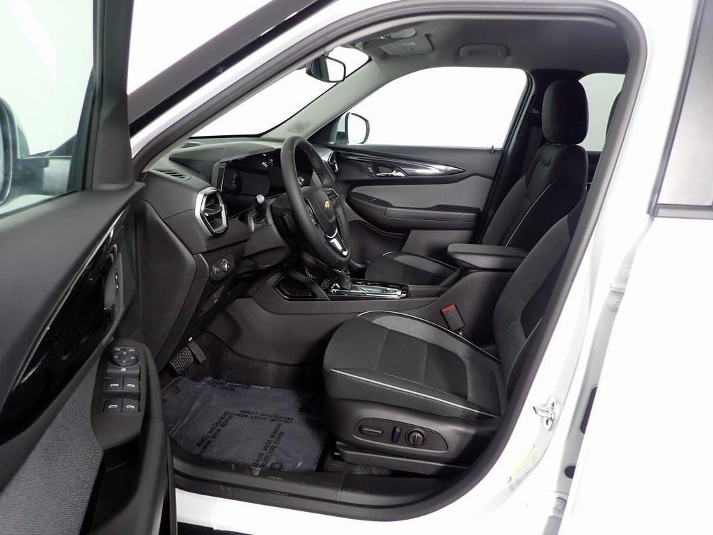 new 2026 Chevrolet TrailBlazer car, priced at $28,670