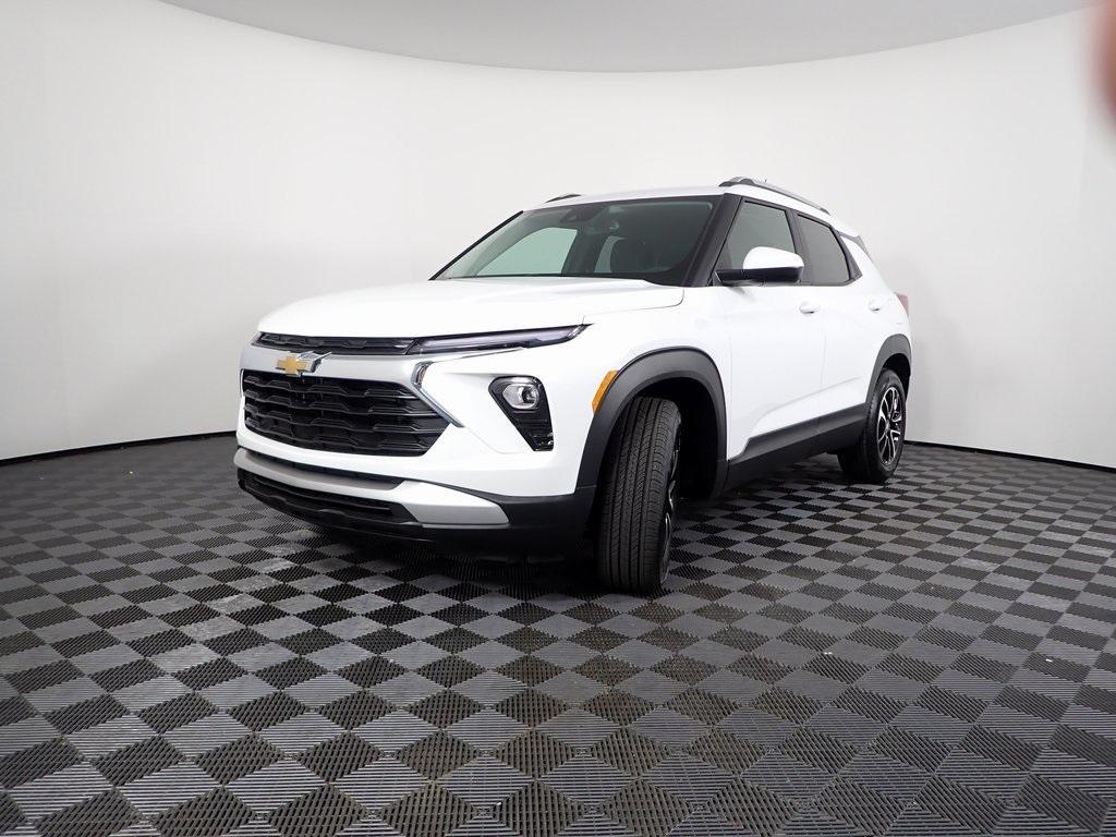 new 2026 Chevrolet TrailBlazer car, priced at $28,670