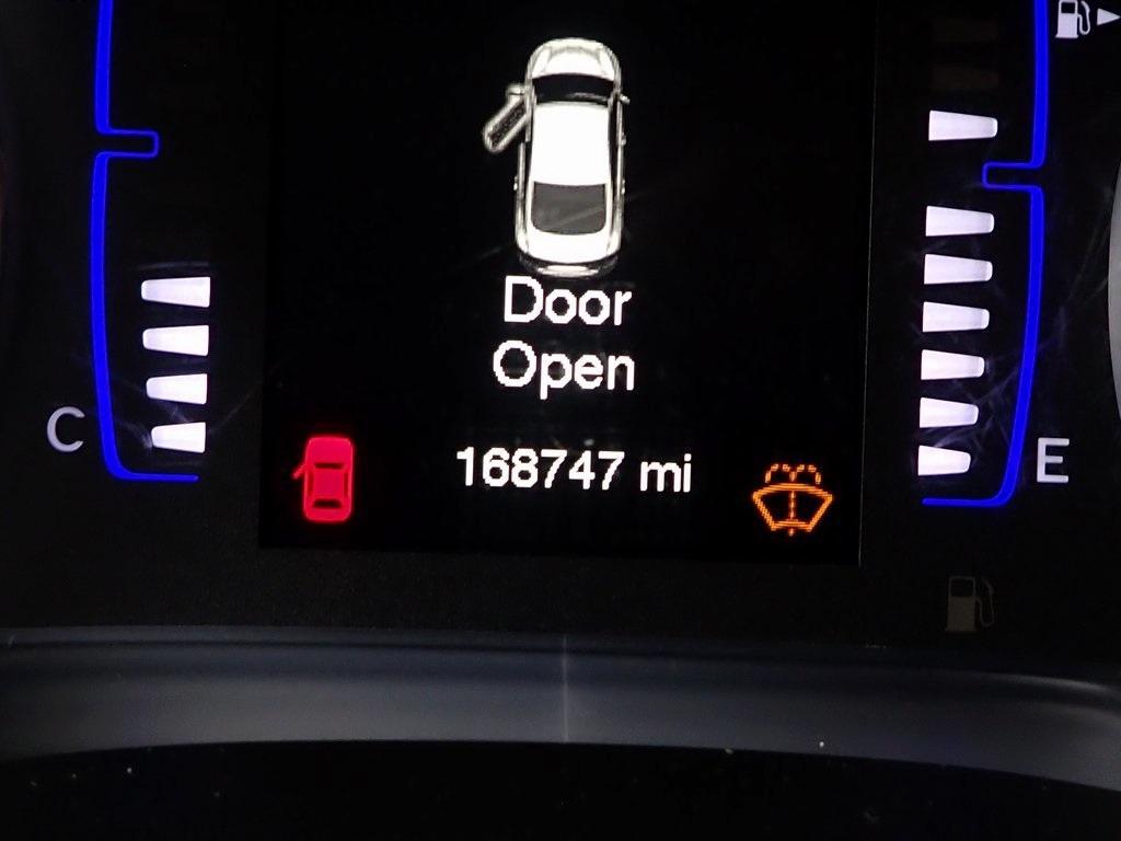 used 2016 Chrysler 200 car, priced at $4,500