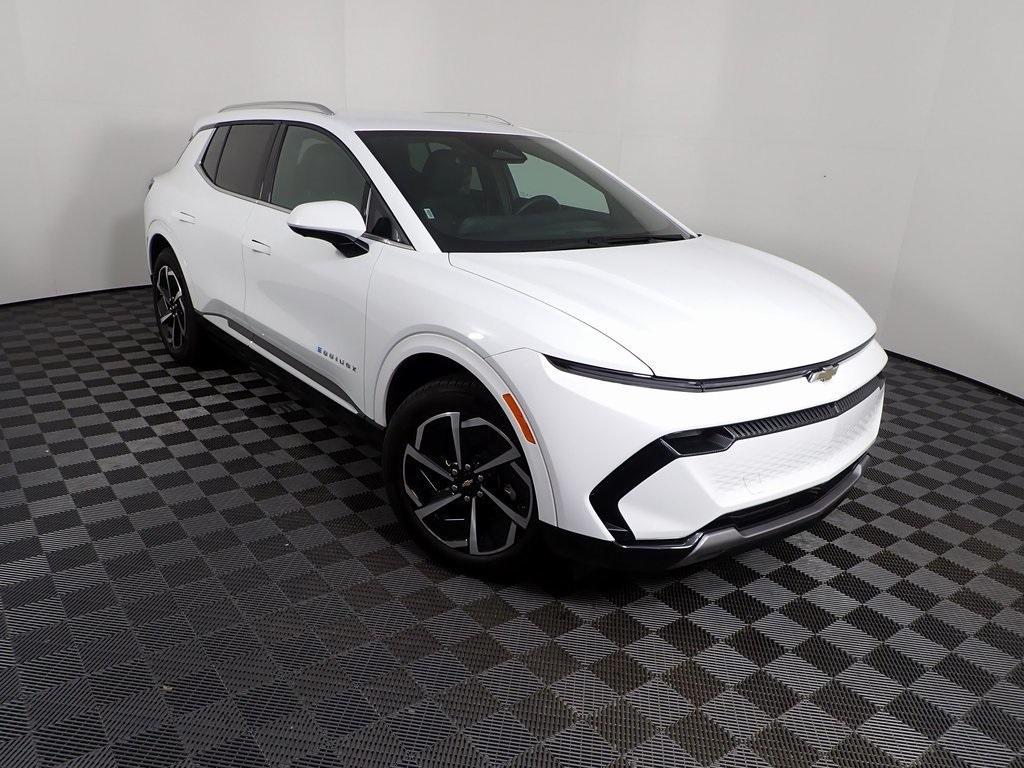 used 2025 Chevrolet Equinox EV car, priced at $24,000