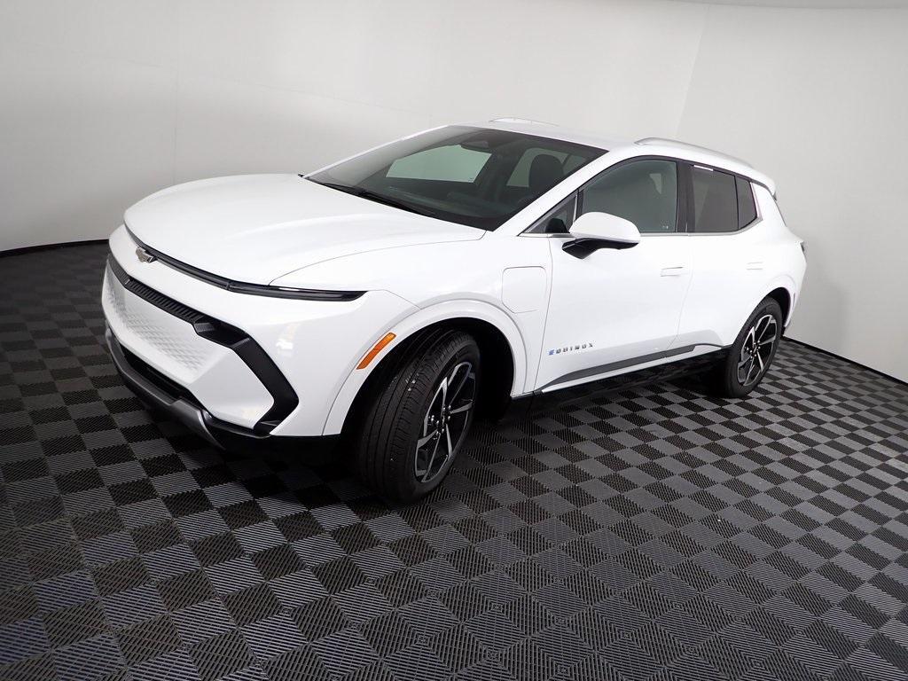 used 2025 Chevrolet Equinox EV car, priced at $24,000