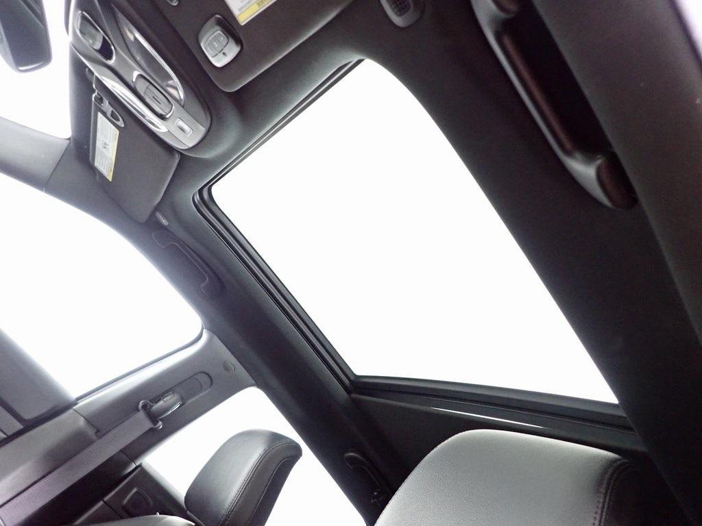 used 2022 Jeep Compass car, priced at $18,000