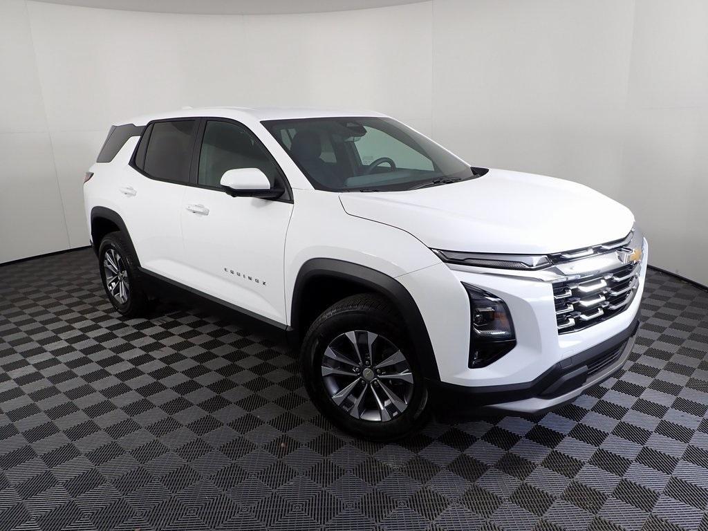 new 2025 Chevrolet Equinox car, priced at $31,120