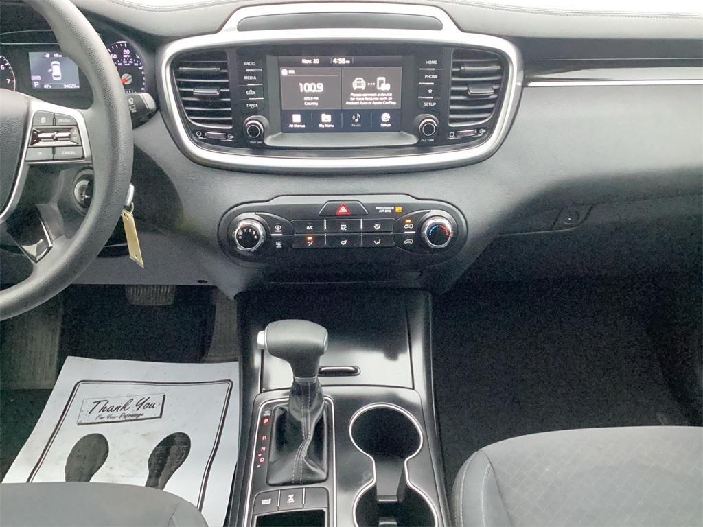 used 2020 Kia Sorento car, priced at $13,750