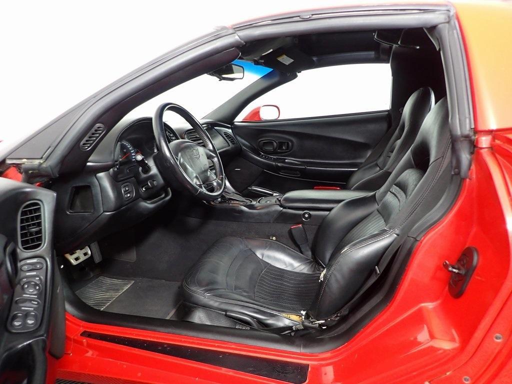 used 2002 Chevrolet Corvette car