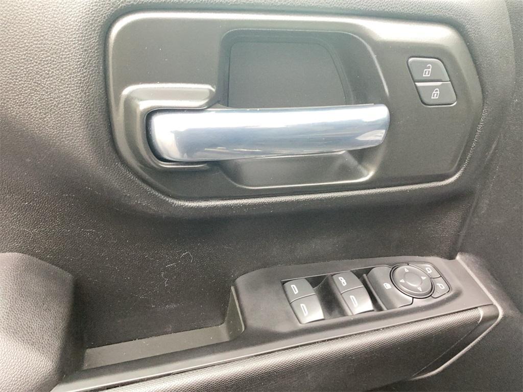 used 2022 Chevrolet Silverado 1500 car, priced at $26,000