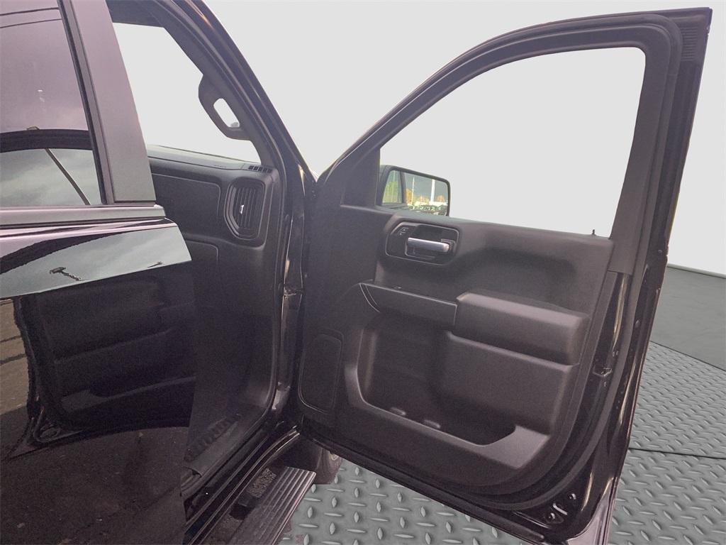 used 2022 Chevrolet Silverado 1500 car, priced at $26,000