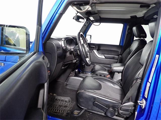 used 2014 Jeep Wrangler Unlimited car, priced at $11,500