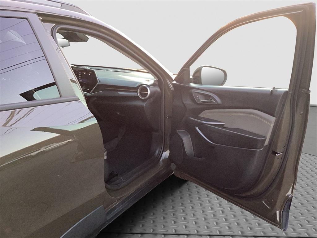 used 2024 Chevrolet Trax car, priced at $23,000