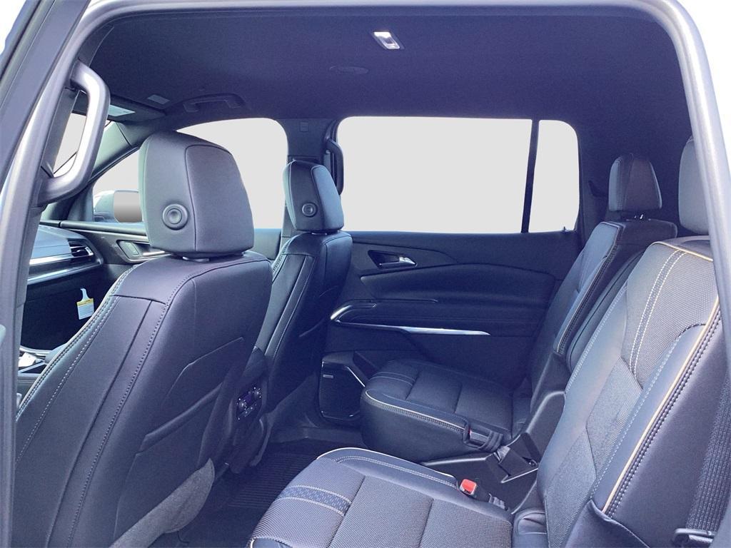 new 2026 Chevrolet Traverse car, priced at $58,915