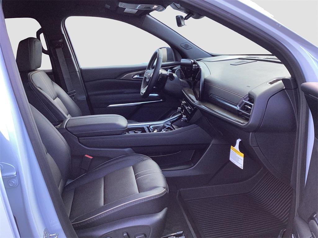 new 2026 Chevrolet Traverse car, priced at $58,915