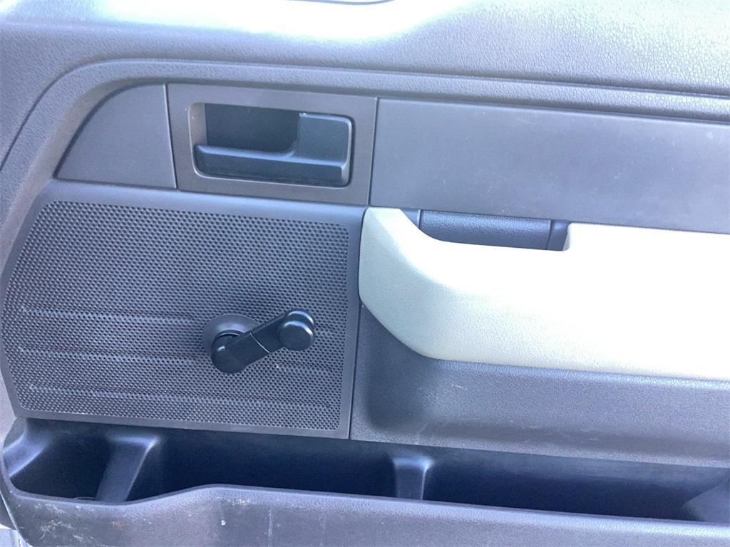 used 2010 Ford F-150 car