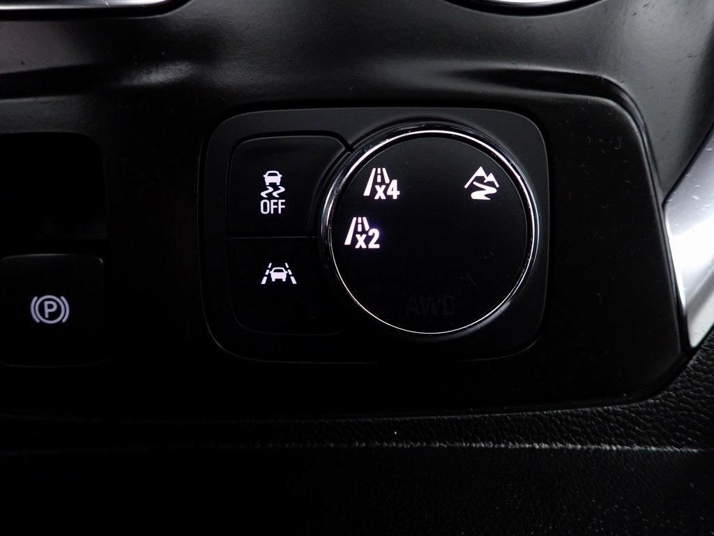 used 2021 Chevrolet Traverse car, priced at $21,500