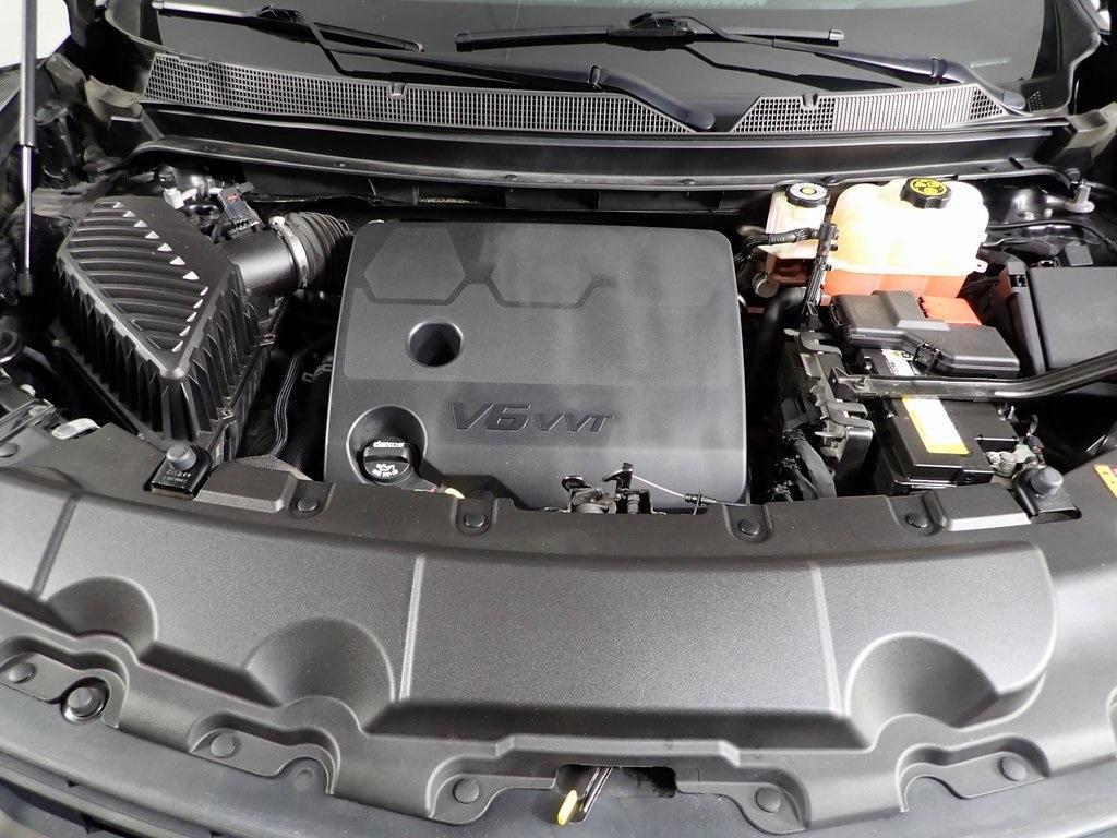 used 2021 Chevrolet Traverse car, priced at $21,500