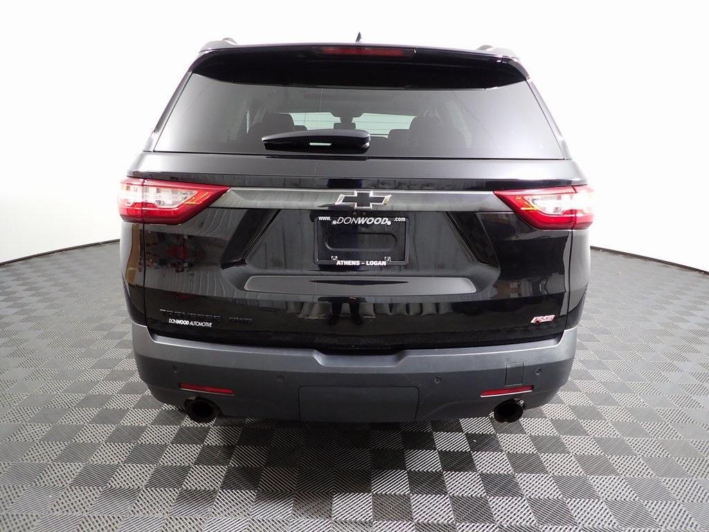 used 2021 Chevrolet Traverse car, priced at $21,500