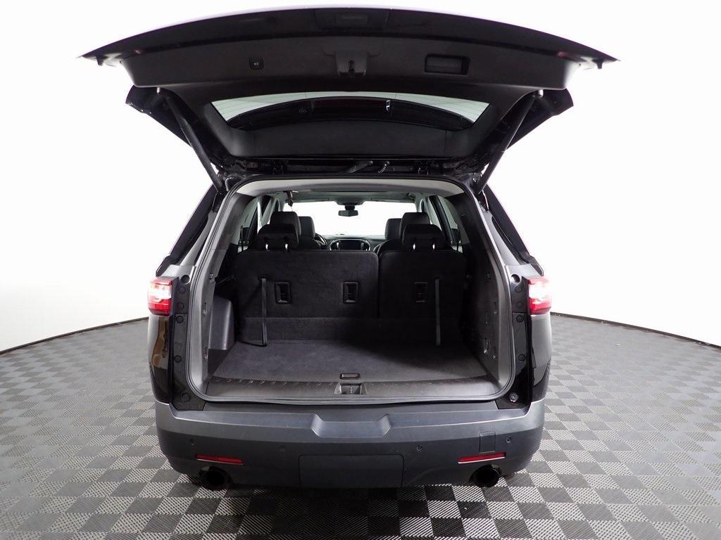 used 2021 Chevrolet Traverse car, priced at $21,500