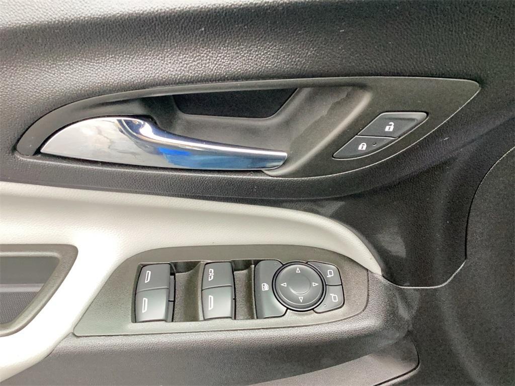 used 2023 Chevrolet Equinox car, priced at $21,000