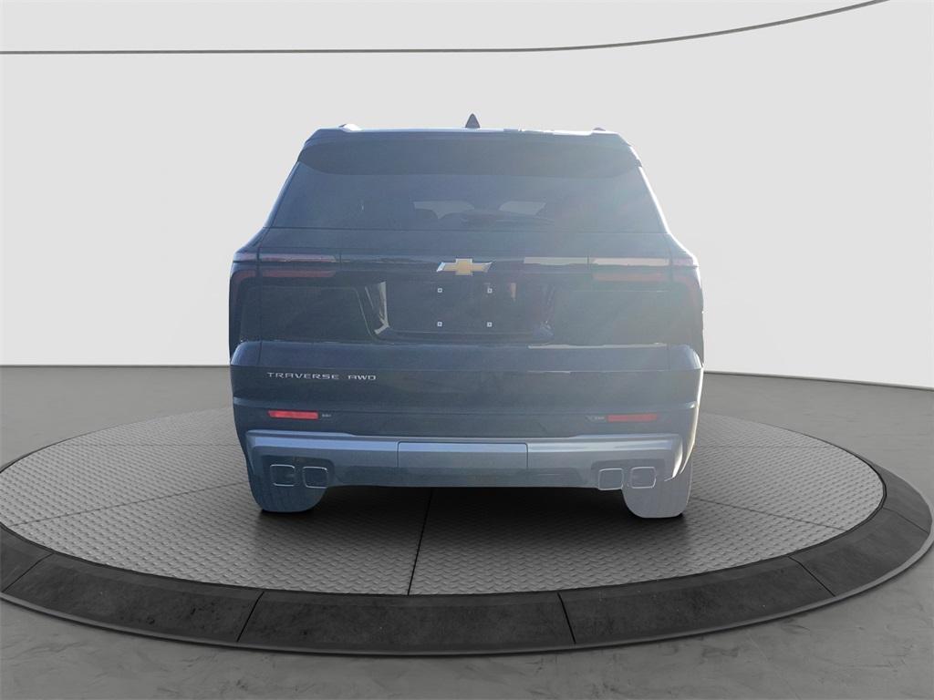 used 2025 Chevrolet Traverse car, priced at $39,250