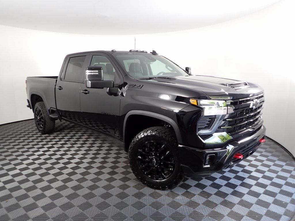 new 2025 Chevrolet Silverado 2500 car, priced at $68,630