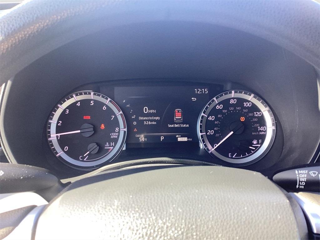 used 2023 Toyota Highlander car, priced at $29,500