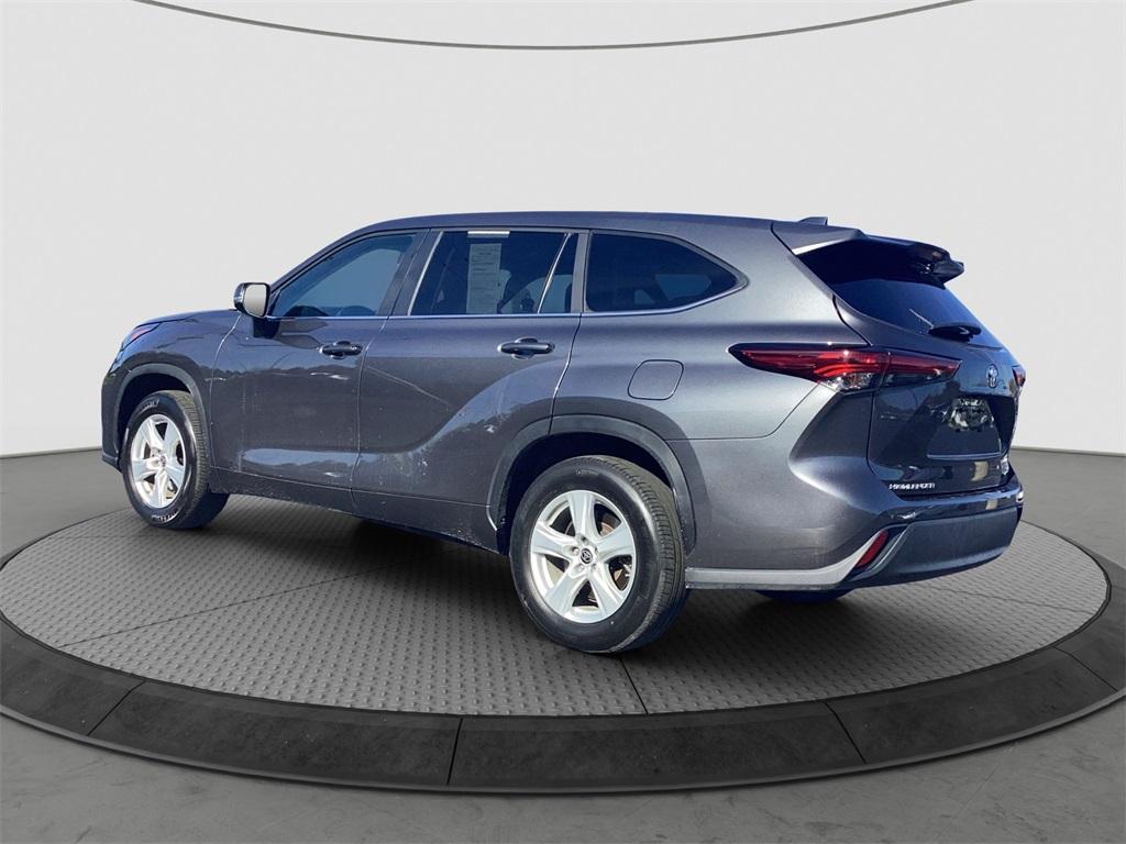 used 2023 Toyota Highlander car, priced at $29,500